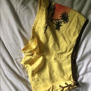 Billabong shorts size 9